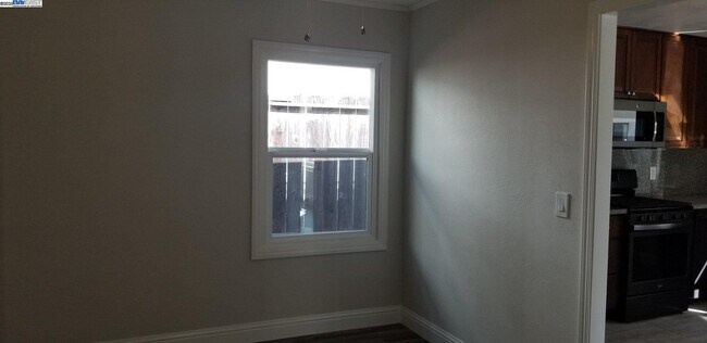 Foto del edificio - 20189 Wisteria St