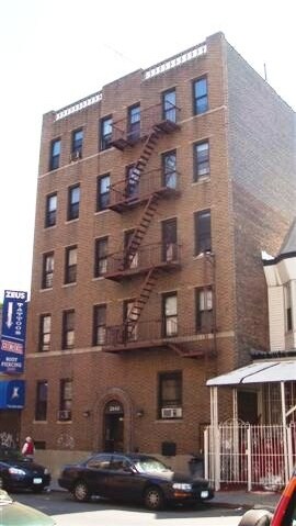 Foto principal - 2440 Walton Ave