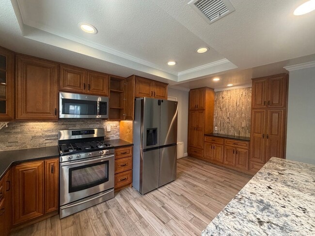 Foto del edificio - 770 Catherine Ave