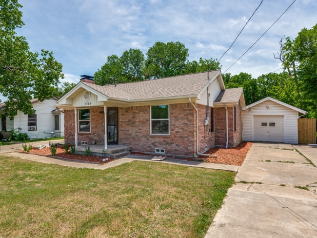 Photo - 1926 Chiesa Rd House