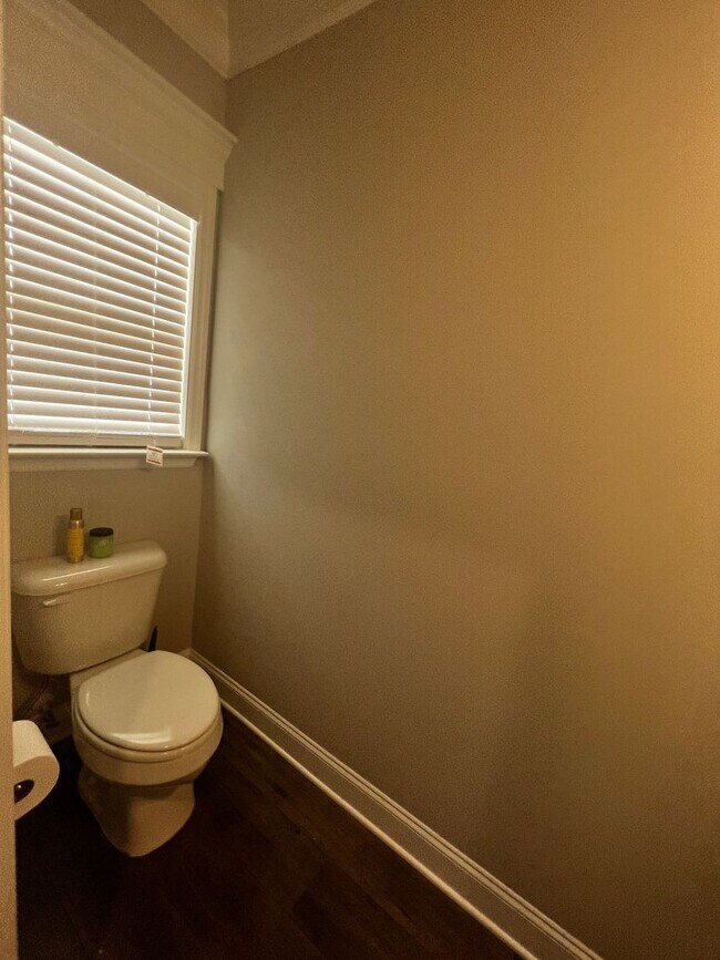 Foto del edificio - 3BR/2.5 BATH Townhome with Garage & Fenced...