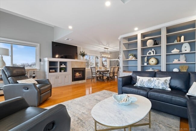 Building Photo - 146 Chittenden Field Ln