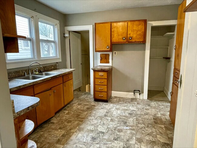 Foto del edificio - 644 Carpenter St