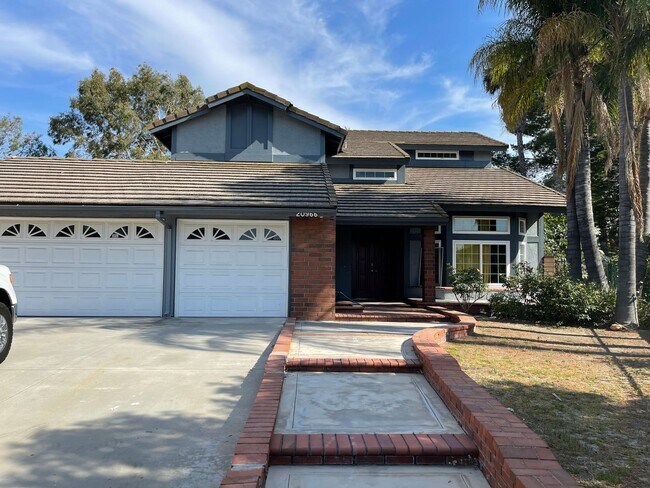 Foto del edificio - Stunning Newly Renovated Single-Family Home with Panoramic Views in Prestigious Walnut Neighborhood