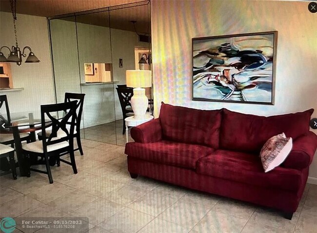Foto del edificio - 3505 NW 48th Ave
