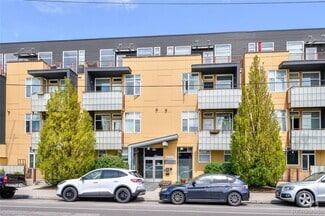 Building Photo - 3101 Blake St