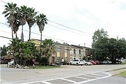 Primary Photo - 300 N Perez