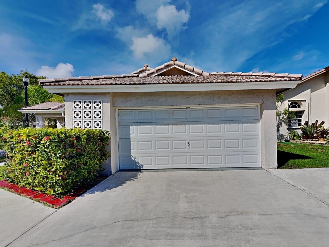 Foto principal - 20776 SW 85th Pl