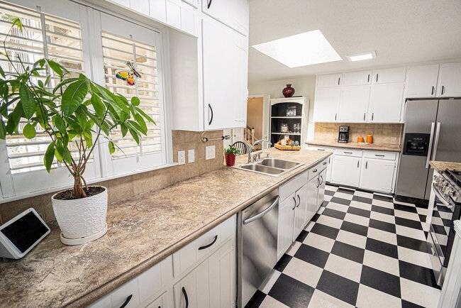 Foto del edificio - 2624 Chandalar Ln