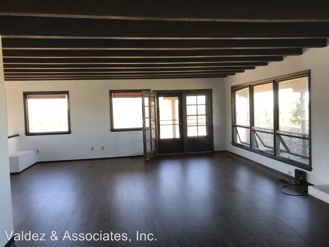 Building Photo - 2 br, 2 bath House - 712 Gonzales Road