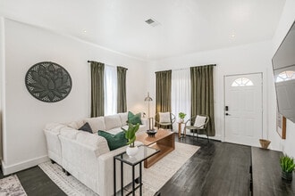 Building Photo - 3309 Webster St