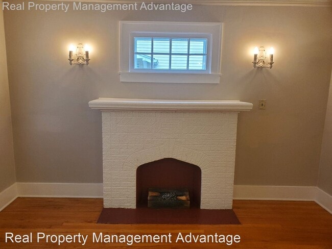 Building Photo - 3 br, 2 bath House - 715 Leroy St.