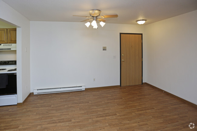 Interior Photo - Flagstone Apartment Community