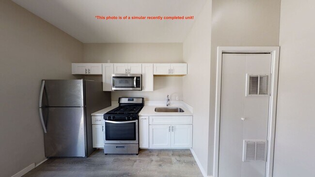 Foto del edificio - Affordable 5-Bedroom Student Home Near Campus!