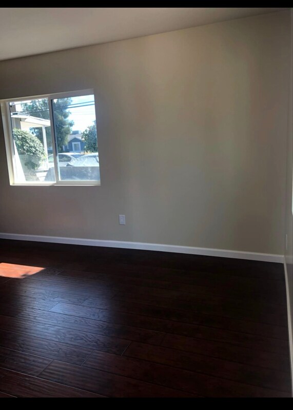 Foto del edificio - 14643 Chatsworth St