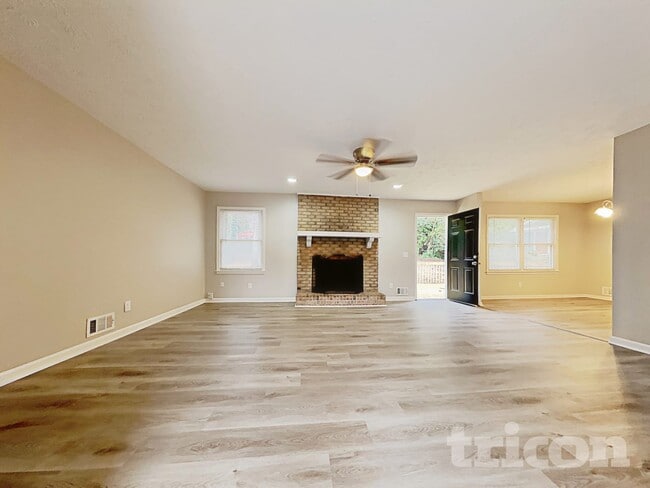 Building Photo - 546 Candlewick Ln NW