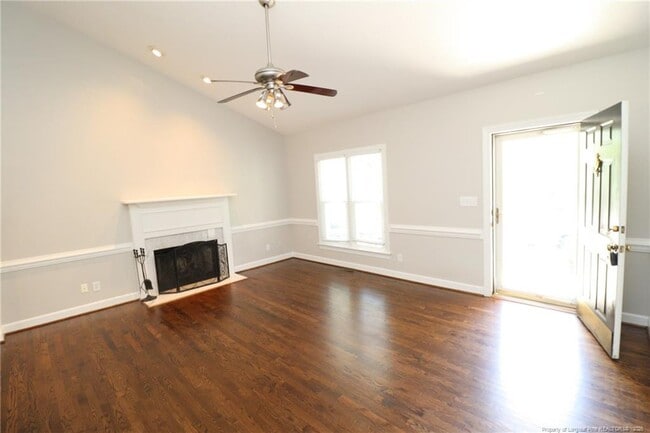 Building Photo - 2002 Keokuk Ct