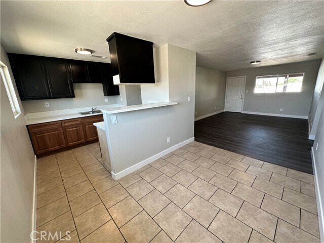 Building Photo - 82294 Valencia Ave