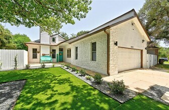 3012 Rochelle Dr