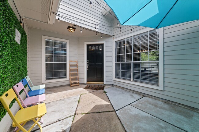 Building Photo - 12702 Ashford Creek Dr