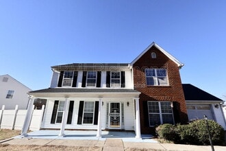 Building Photo - 1100 Lorieville Ln