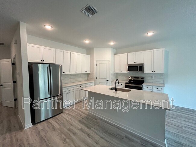 Foto del edificio - 2105 Redmond St