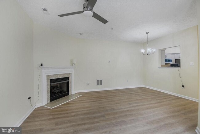 Building Photo - 4000 Estevez Ct