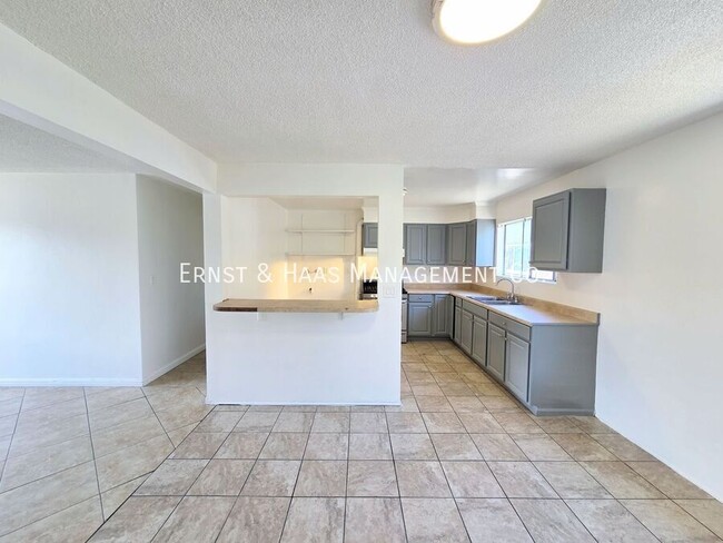 Foto del edificio - 1330 Walnut Ave