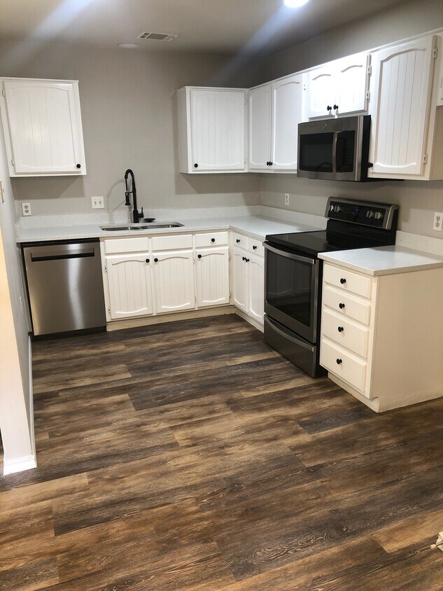 11913 Metmora Ct, Aledo, TX 76008 Townhome Rentals in Aledo TX