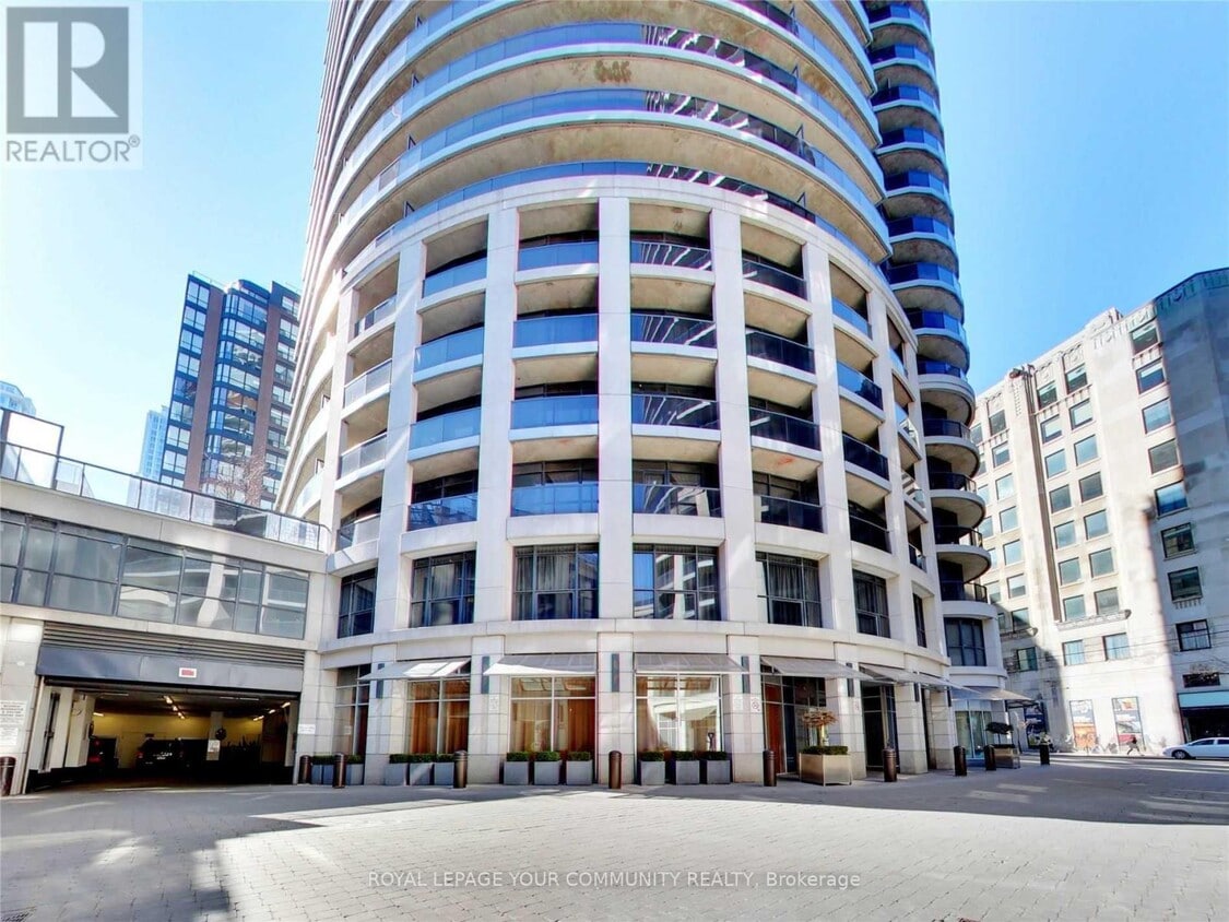 Photo principale - 21A-2121 Carlton St.