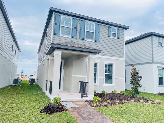 Building Photo - 14375 BRAEMAR St
