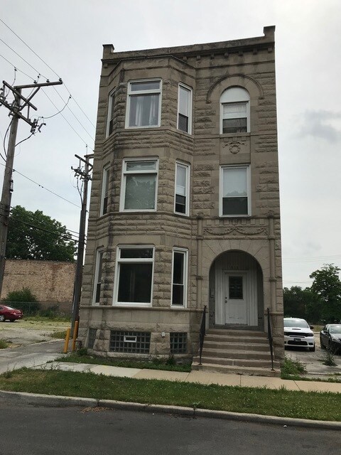 Primary Photo - 313 S Washtenaw Ave