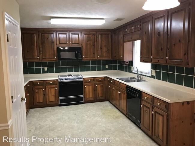 Foto del edificio - 5 br, 3 bath House - 110 Franklin Place