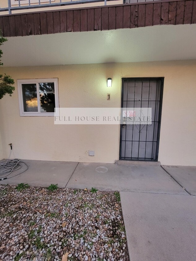 1825 Mary Ellen St NE, Albuquerque, NM 87112 Townhome Rentals in