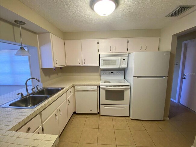 Foto del edificio - 505 Fairview Ave NW