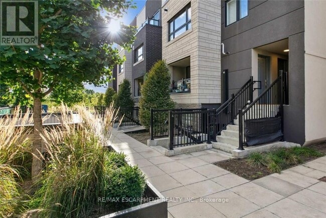 Building Photo - 1135 Cooke Blvd.