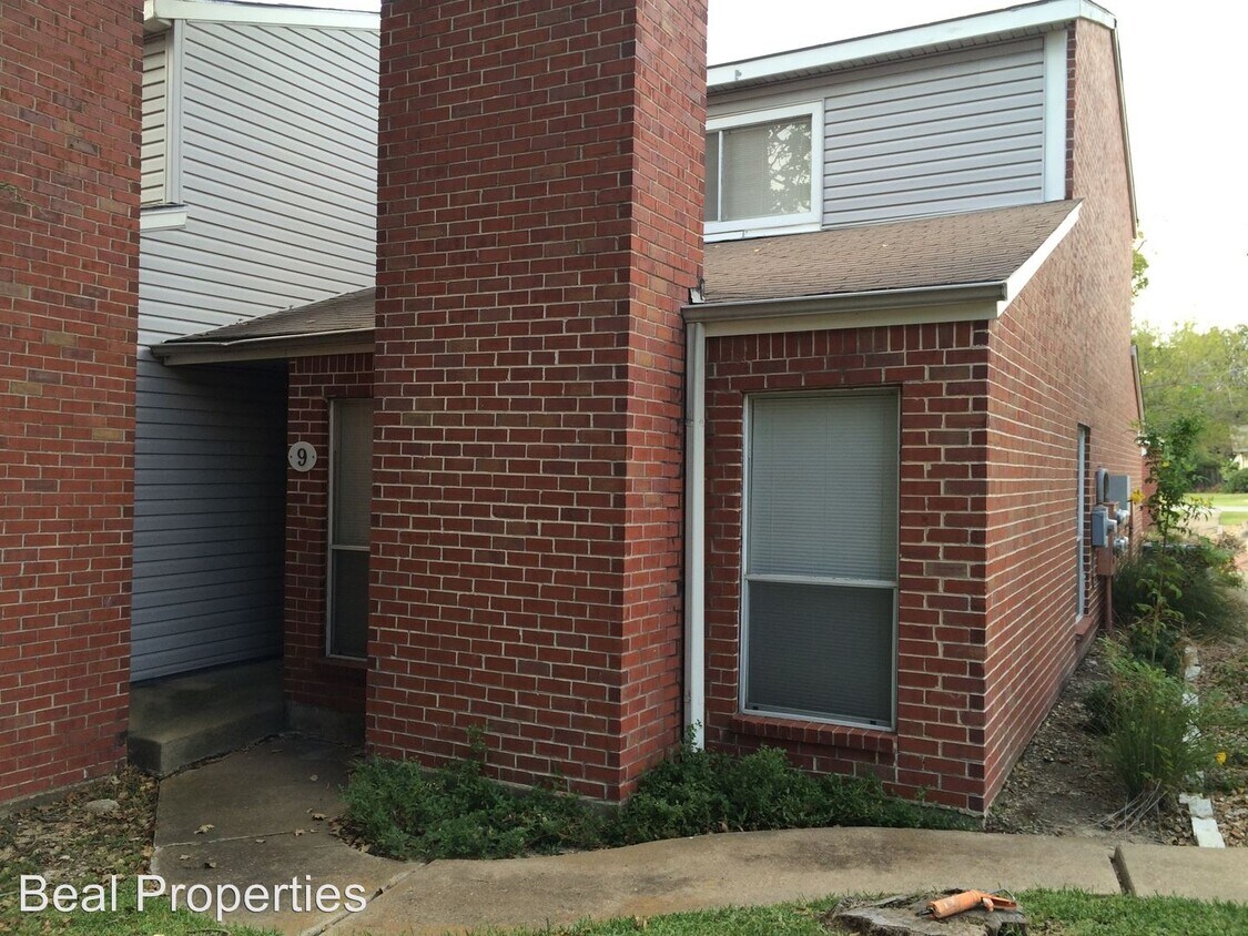Primary Photo - 1500 Olympia Way