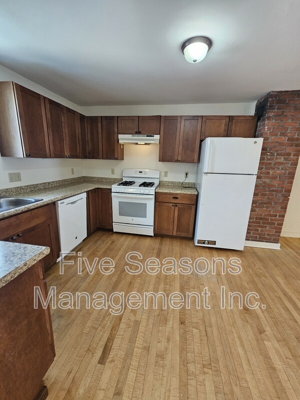 Foto del edificio - 49 Intervale Ave