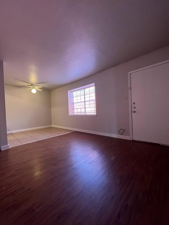 Foto del edificio - 307 E 31st St
