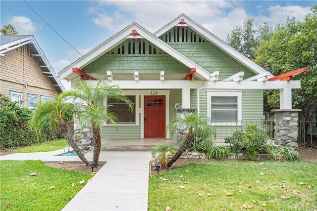 Primary Photo - 324 W 5th St