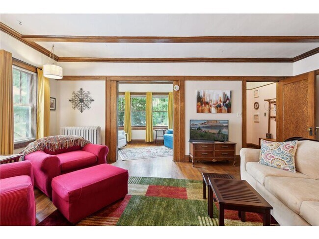 Foto del edificio - 3319 Emerson Ave S