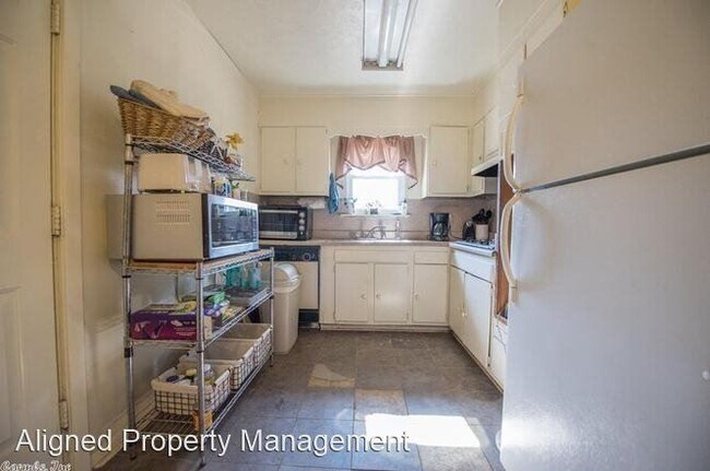 Building Photo - 3 br, 1 bath House - 1016 Kiehl