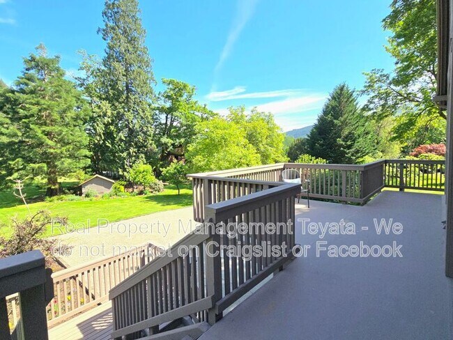 Foto del edificio - 5560 Hillard Rd