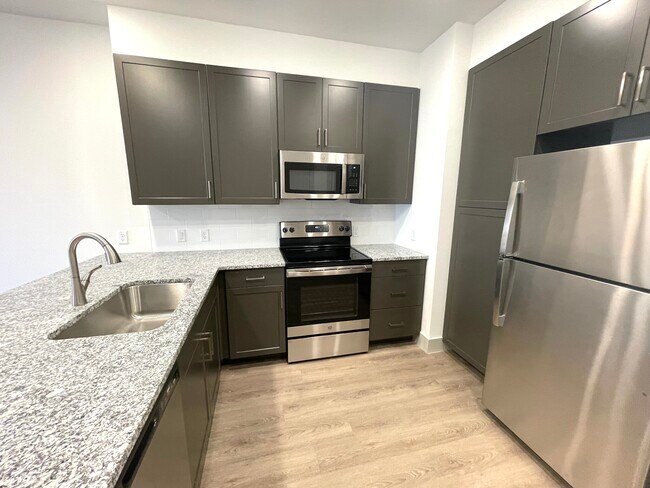 Building Photo - 4320 S Legacy Dr