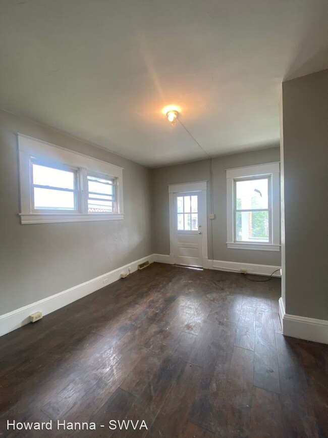 Building Photo - 2 br, 1 bath House - 670 Morrill Avenue SE