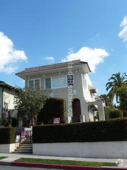Duplex - 324 S Coronado St