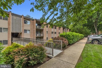 Building Photo - 5107 Crossfield Ct