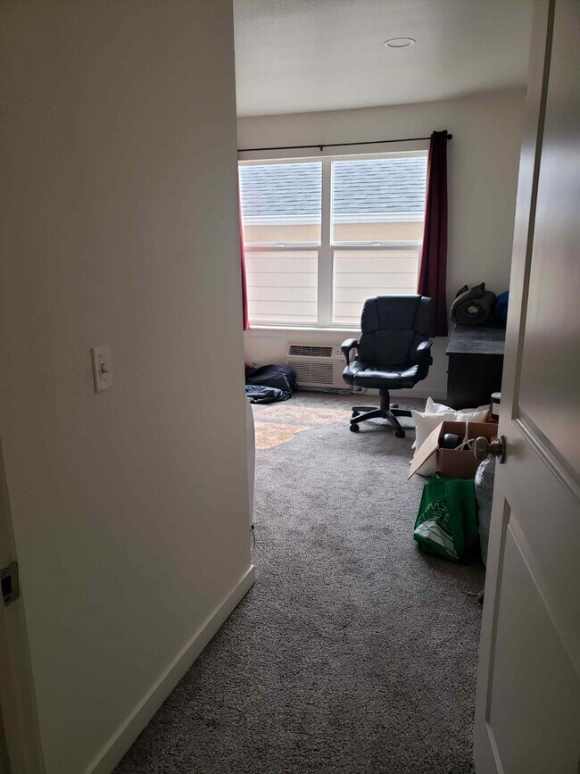 Building Photo - 1108 Tiempo Dr