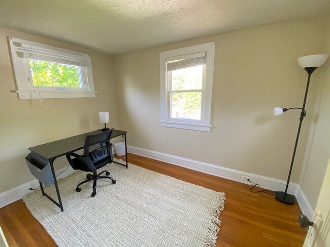 Foto del edificio - 2334 Noble Rd