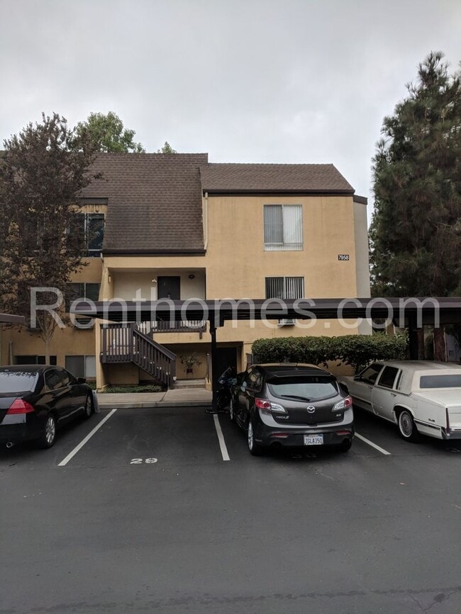 Building Photo - 7958 Mission Center Ct